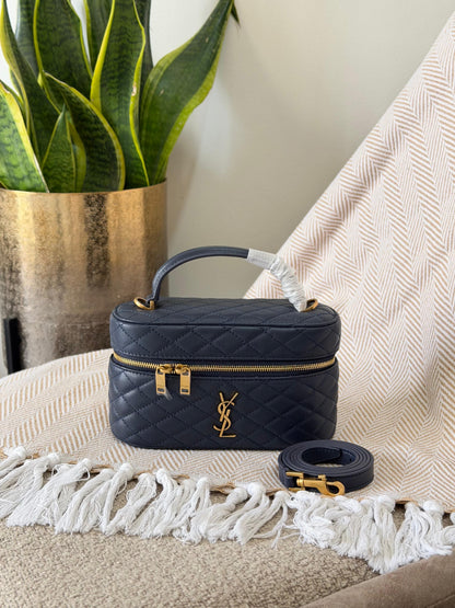 Saint Laurent Gaby mini vanity bags made of quilted lambskin leather 19CM