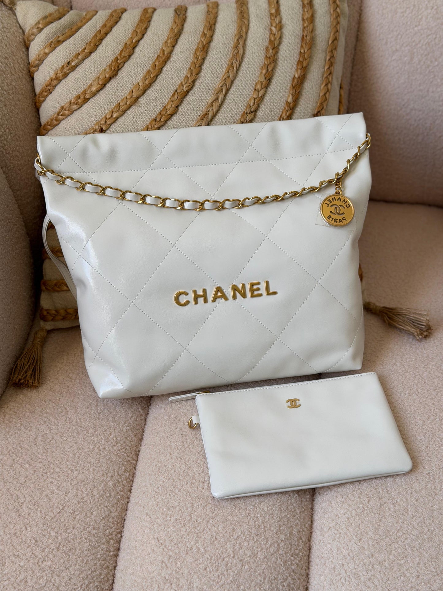 Chanel 22 small 32 CM