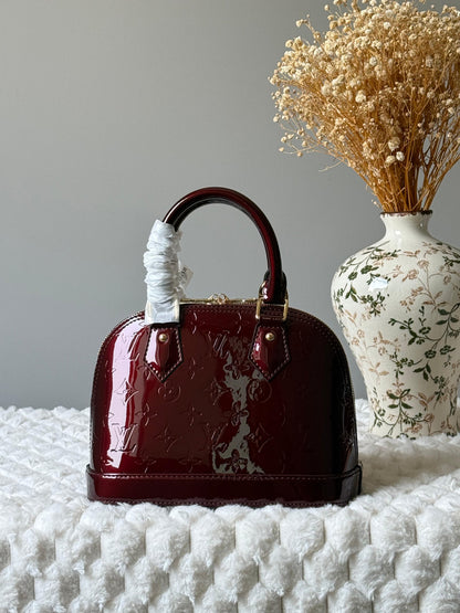Louis Vuitton Alma BB bags