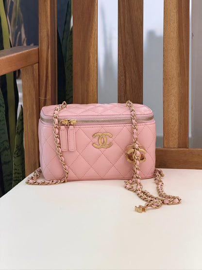 Chanel Long Vanity cases 17 CM