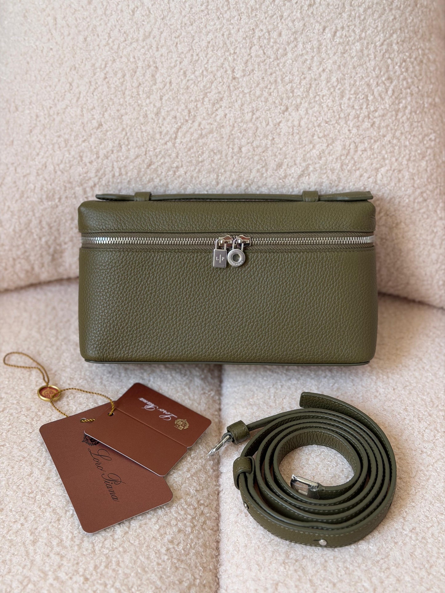 Loro piana LP19 calfskin