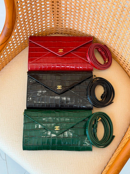 New collection CHANEL clutch