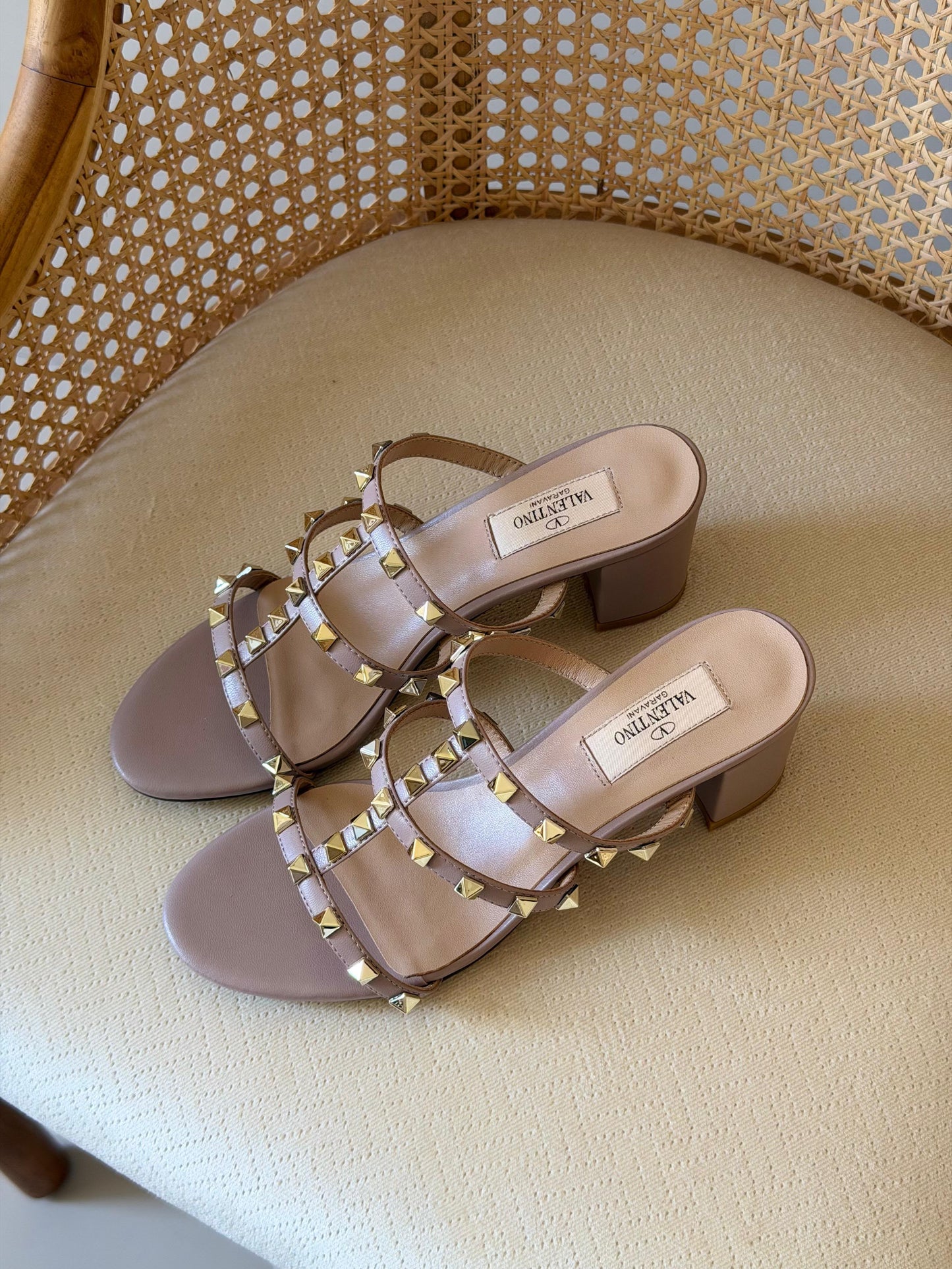 VALENTINO