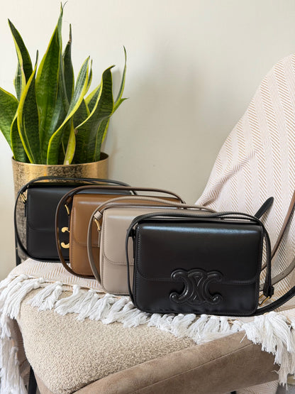 CELINE TRIOMPHE bag 18 CM