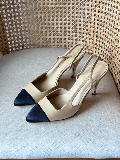 Chanel Goatskin Mixed Fibers Cap Toe Slingback Pumps