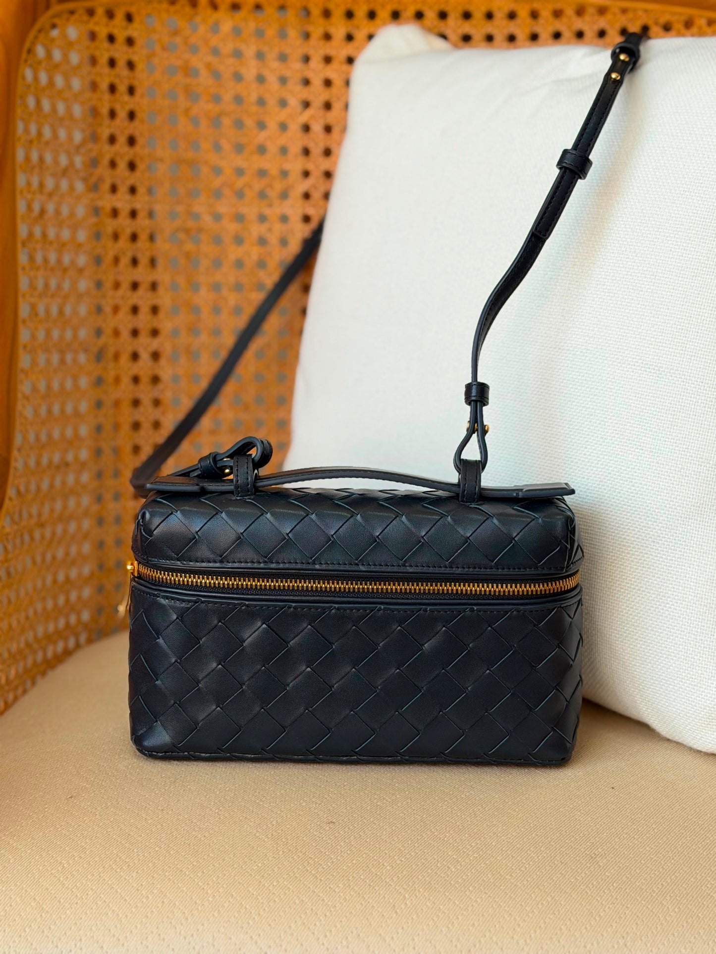 BOTTEGA VENETA vanity