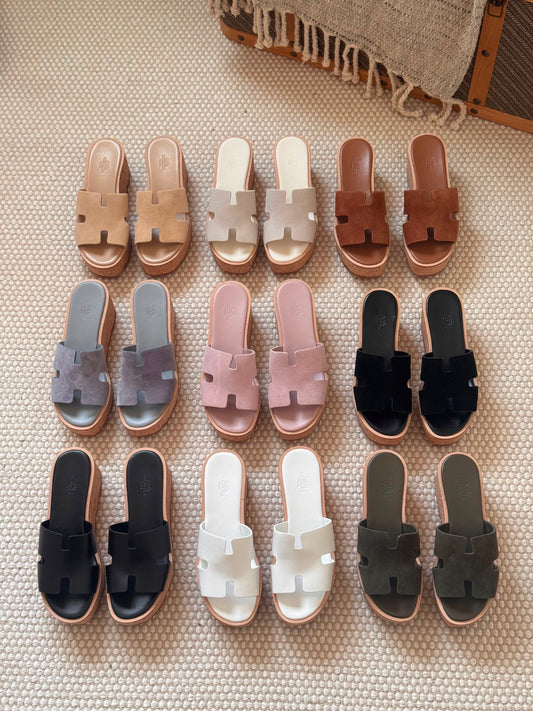 Hermès Eze 30 sandal