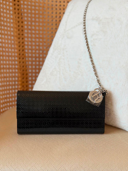 DIOR clutch