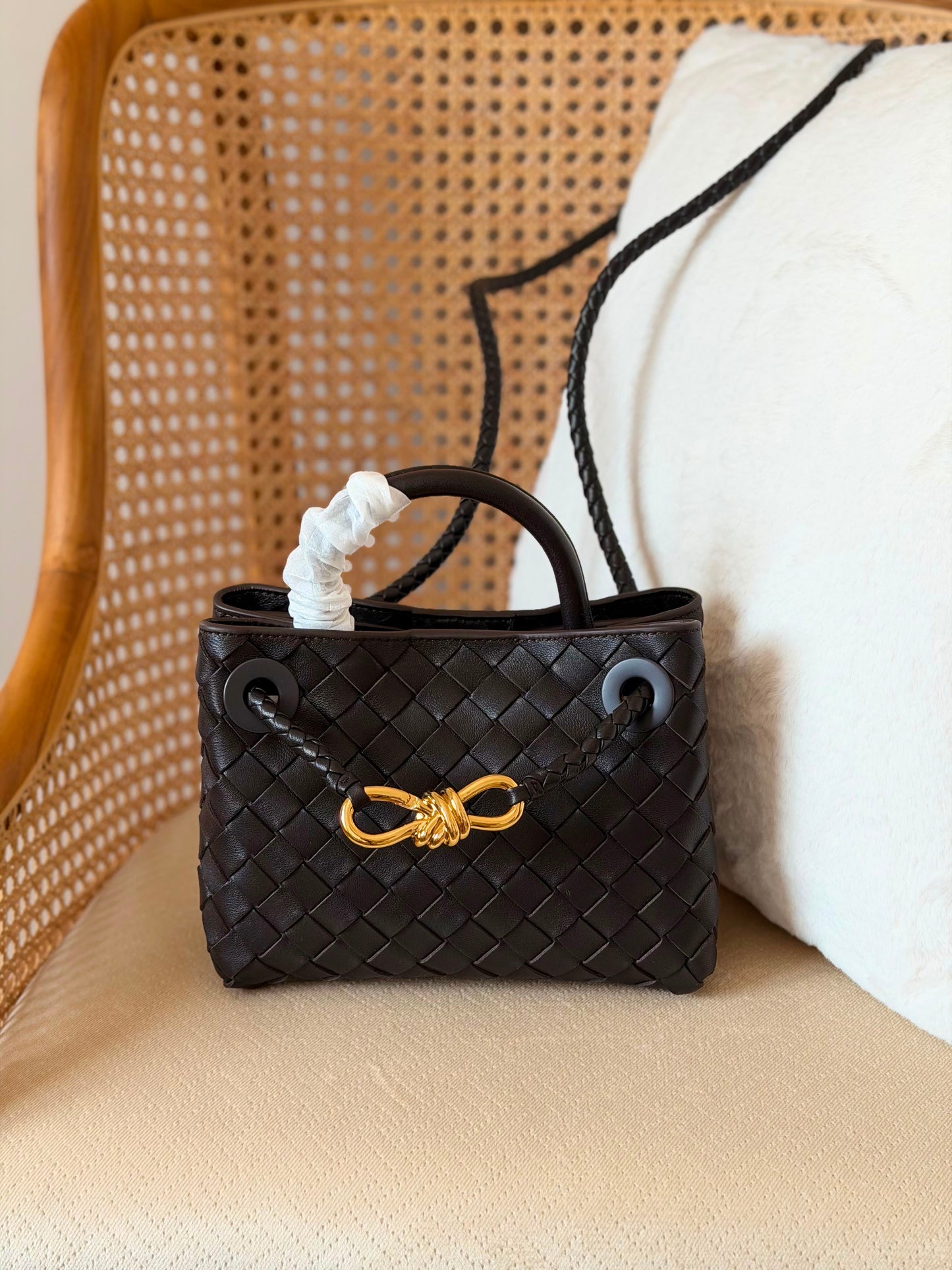 New collection BOTTEGA 20 CM