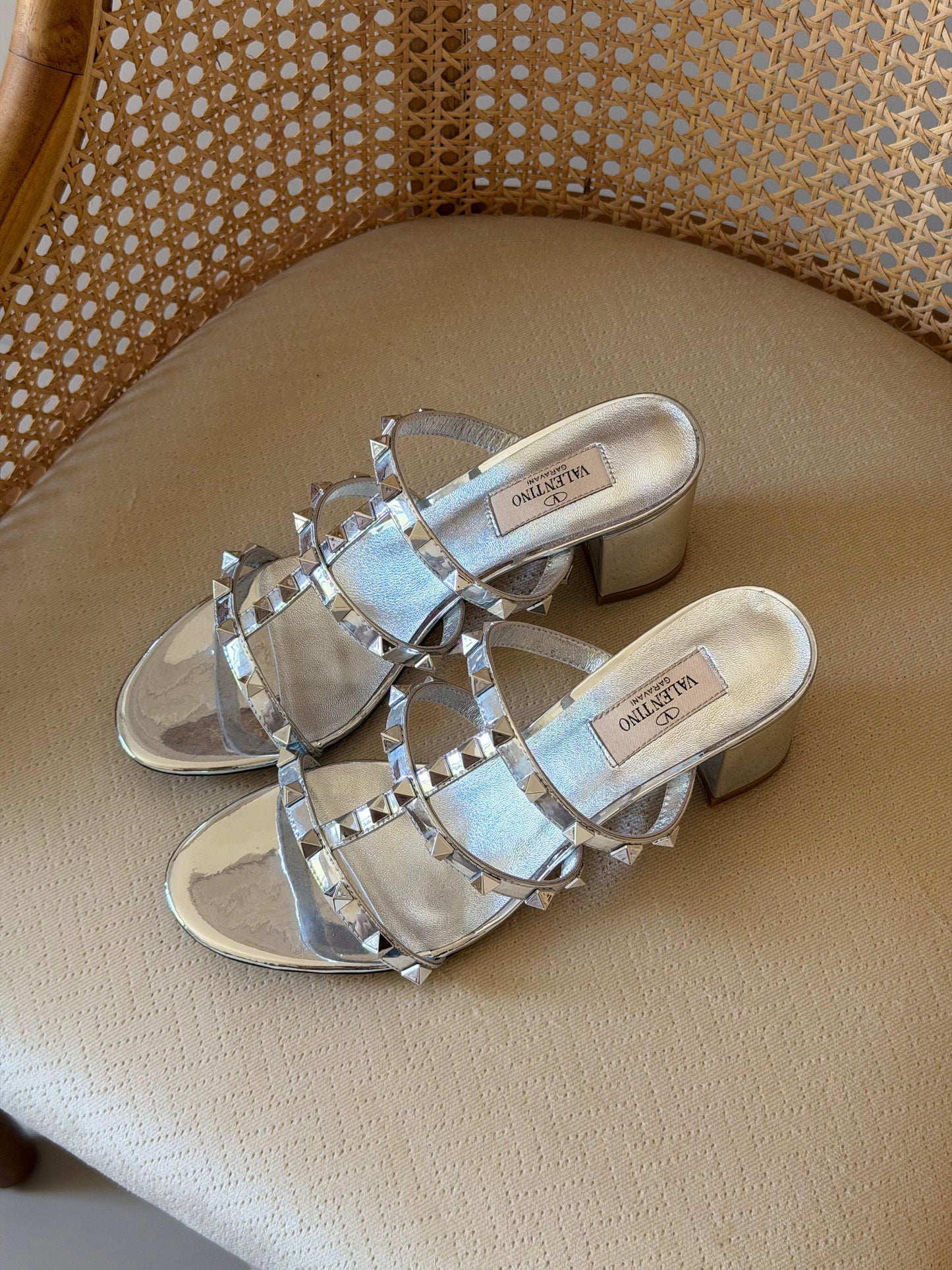 VALENTINO