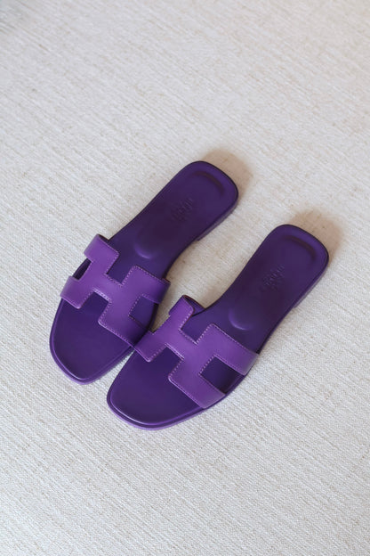 Hermès Oran sandals