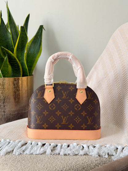 Louis vuitton 23 CM