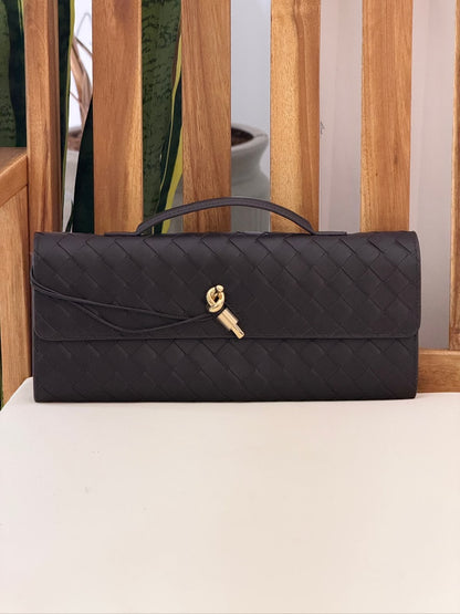 Bottega Veneta Andiamo clutches 31 CM