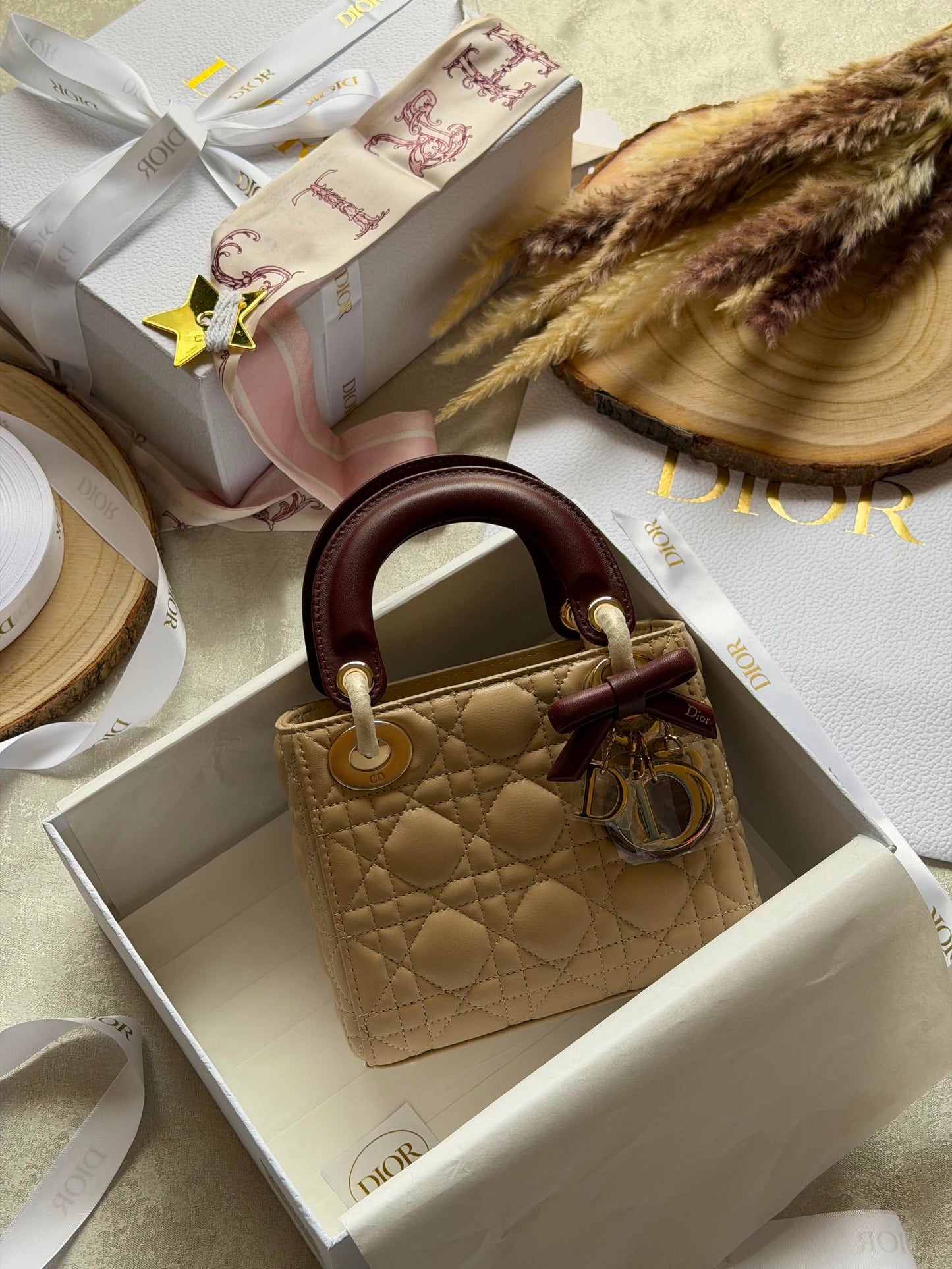 New collection DIOR 17 CM