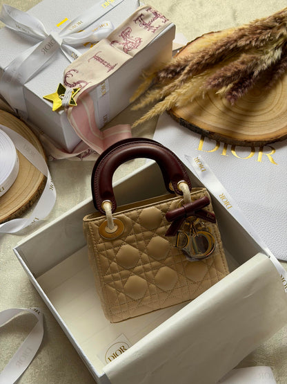 New collection DIOR 17 CM