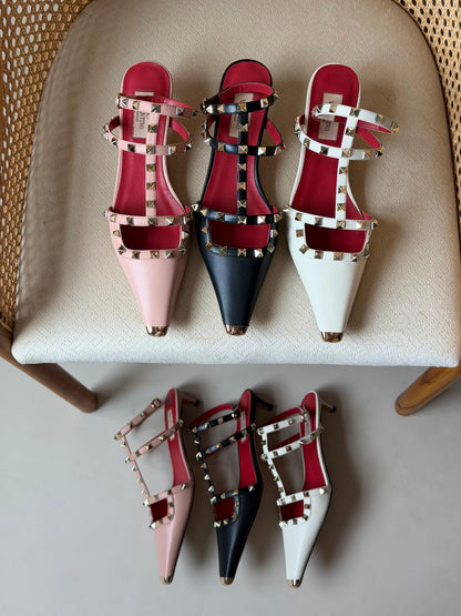 Valentino Garavani Rockstud Court Shoes in Kid Leather 40mm