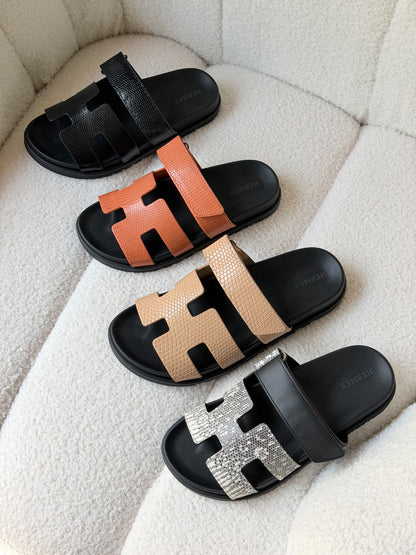 Hermès Chypre sandals in textured leather