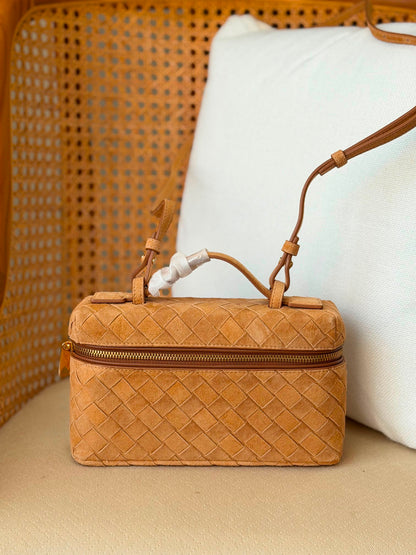 BOTTEGA VENETA vanity