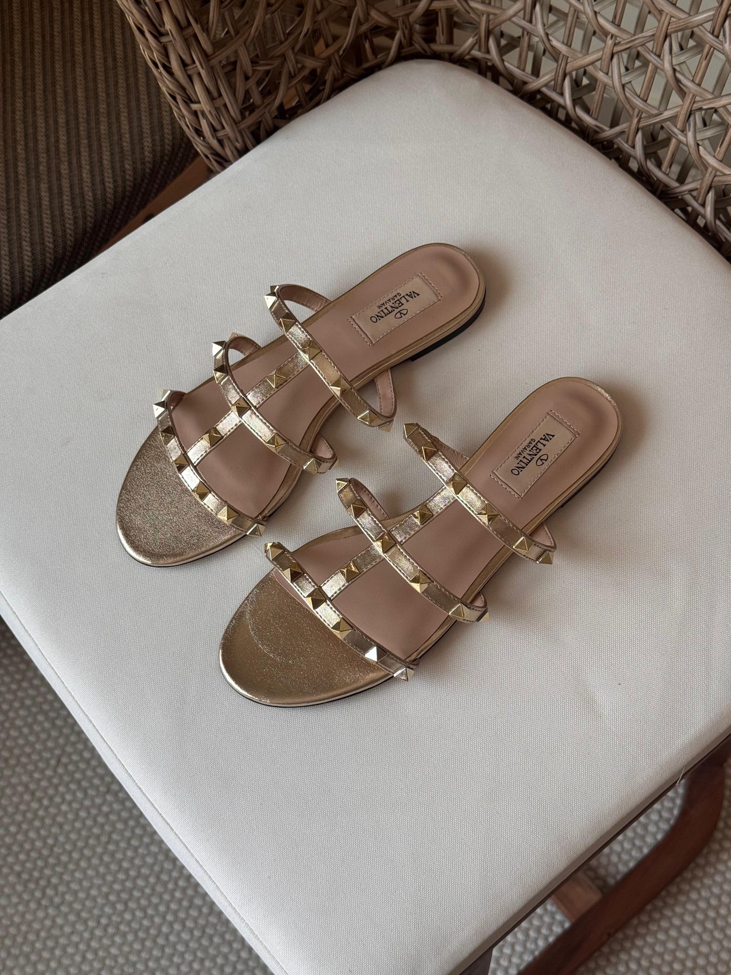Valentino Garavani Rockstud flat sandals