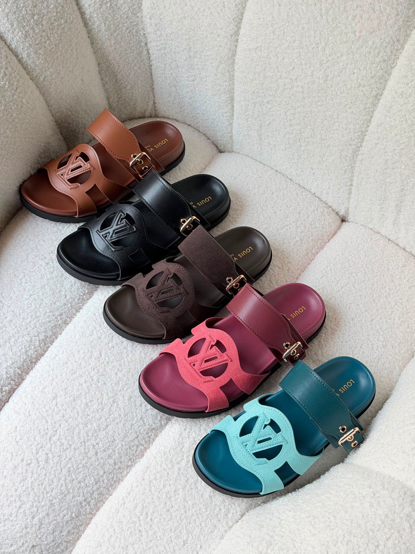 LOUIS VUITTON