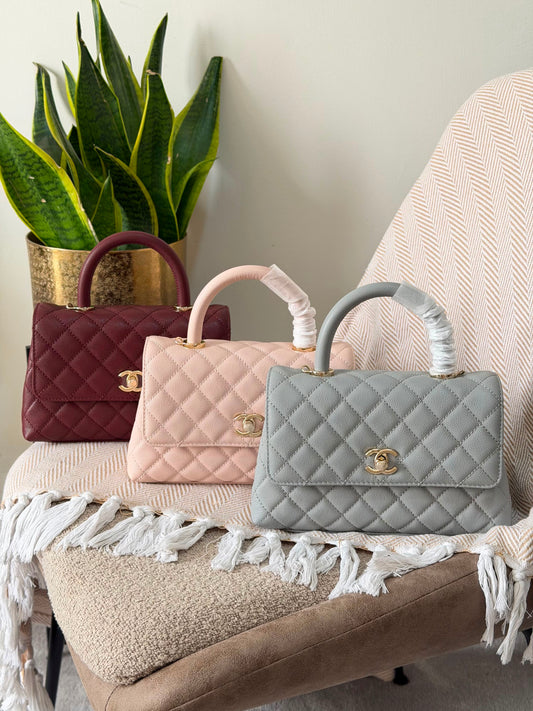 CHANEL caviar leather coco handle flap bag 23 CM