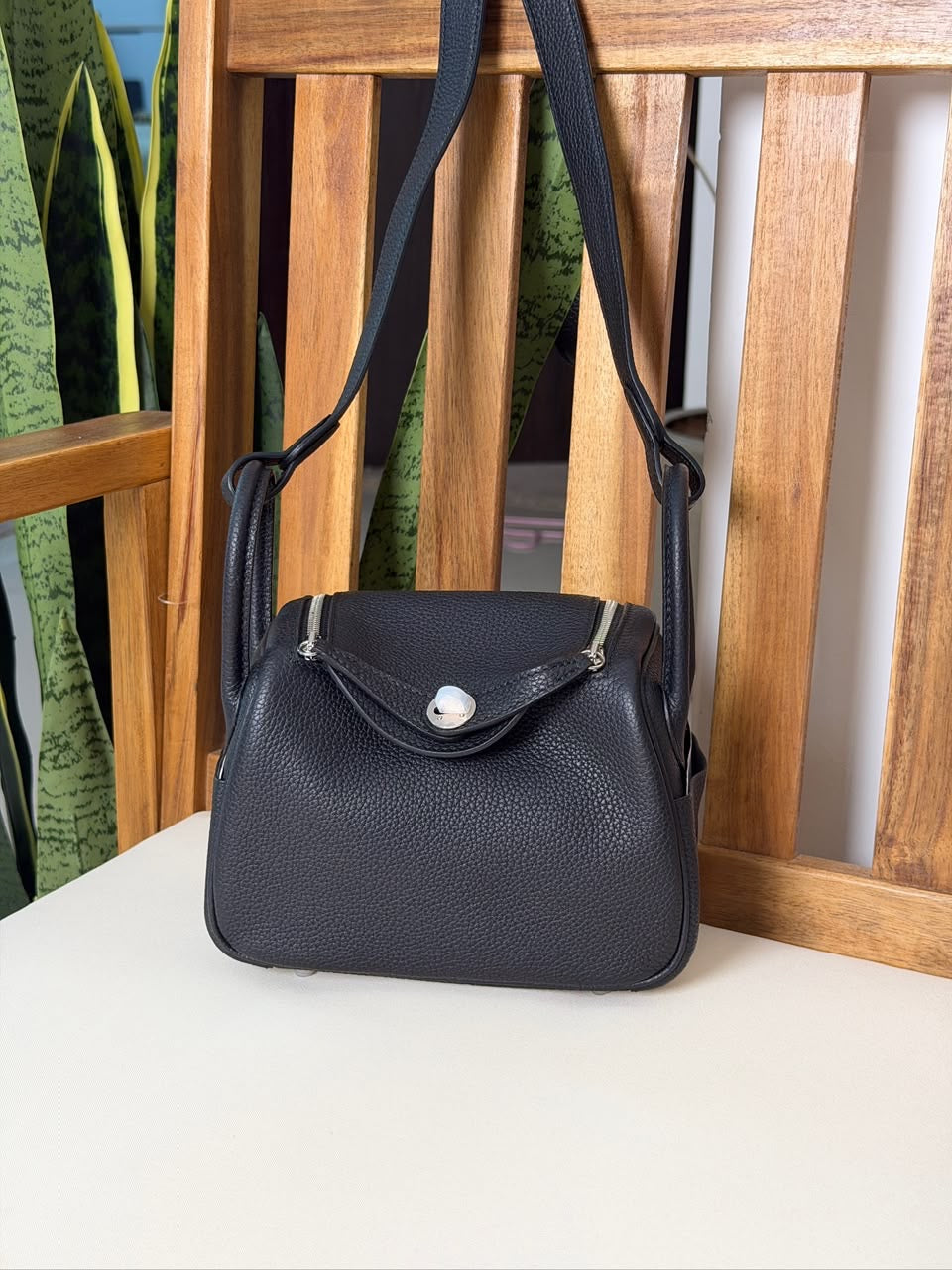 Hermès Mini Lindy bag
