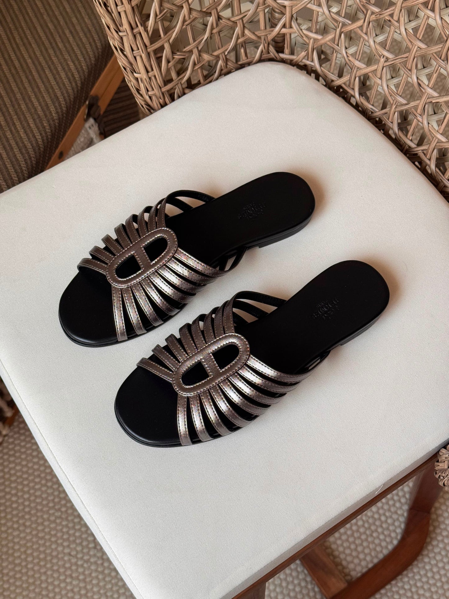 Hermès Noria sandals