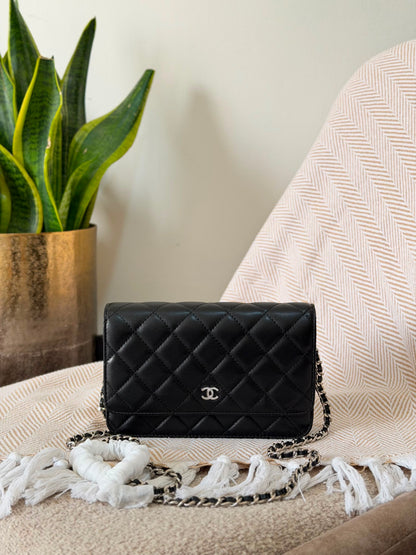 Chanel Wallet on Chain bag 19 CM