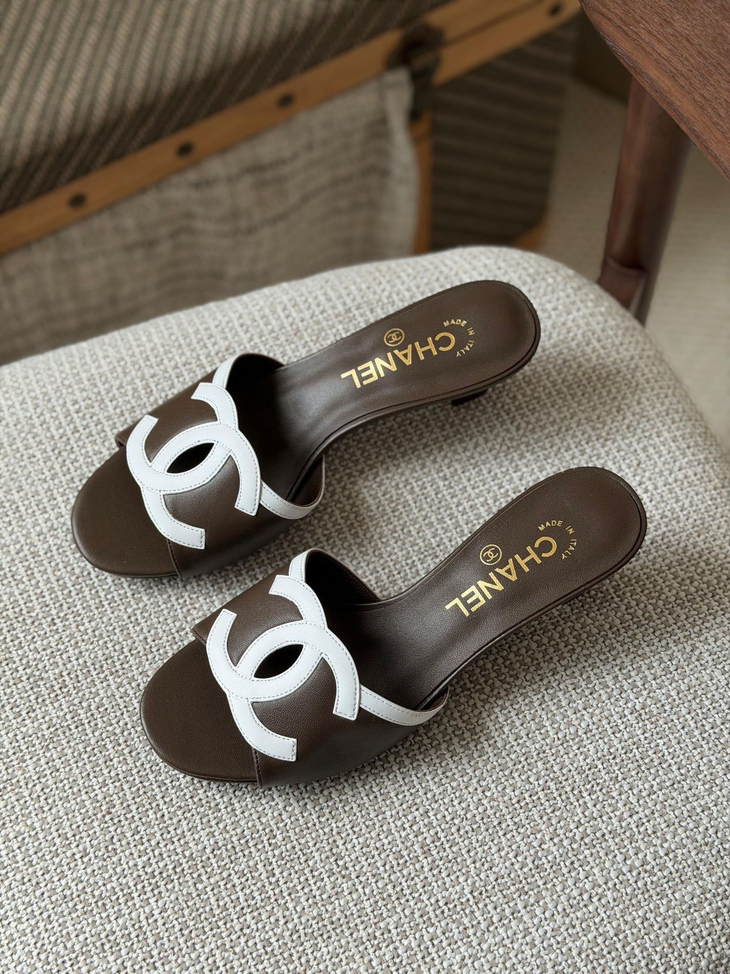 CHANEL