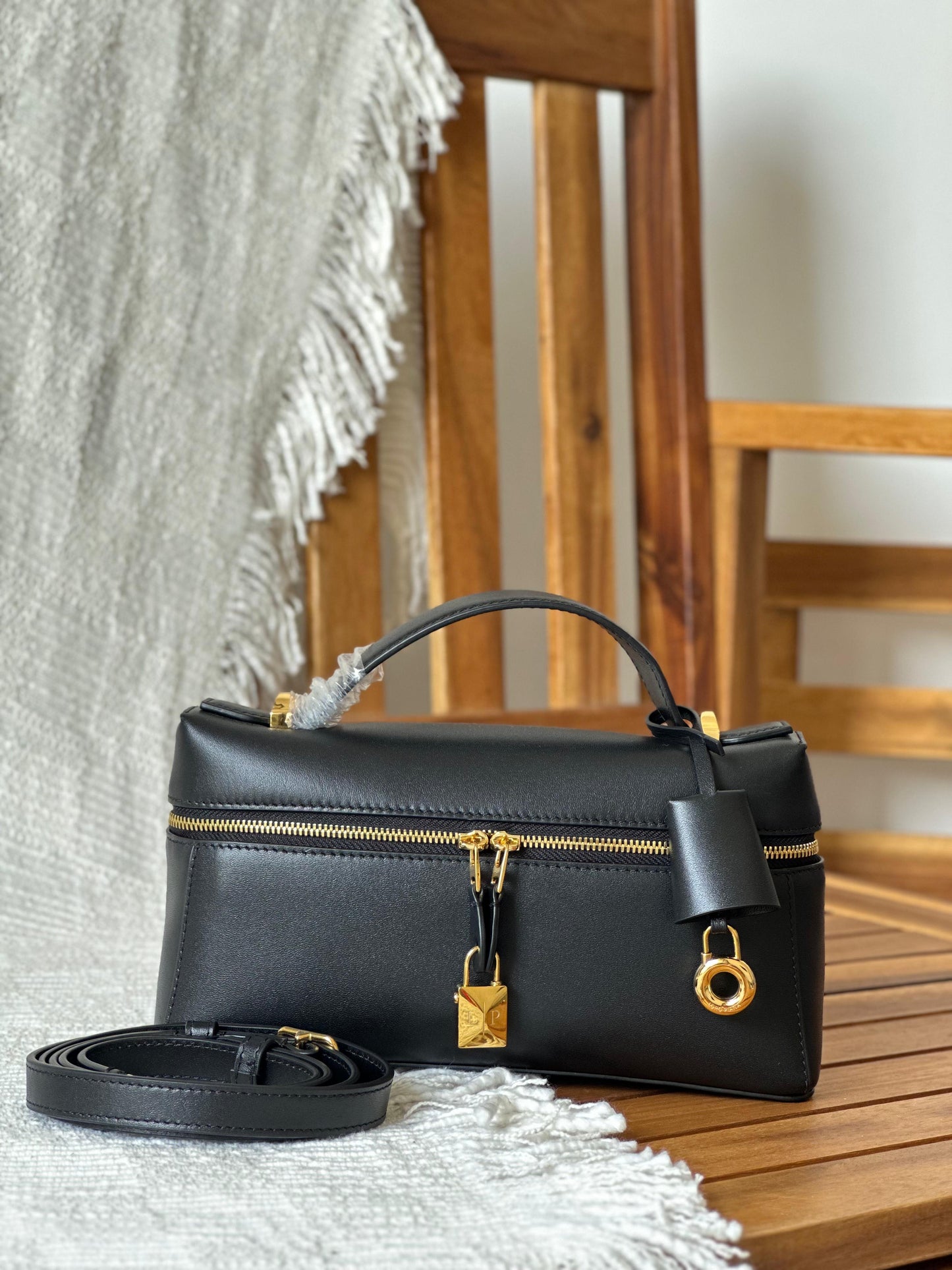 LORO PIANA 🧳