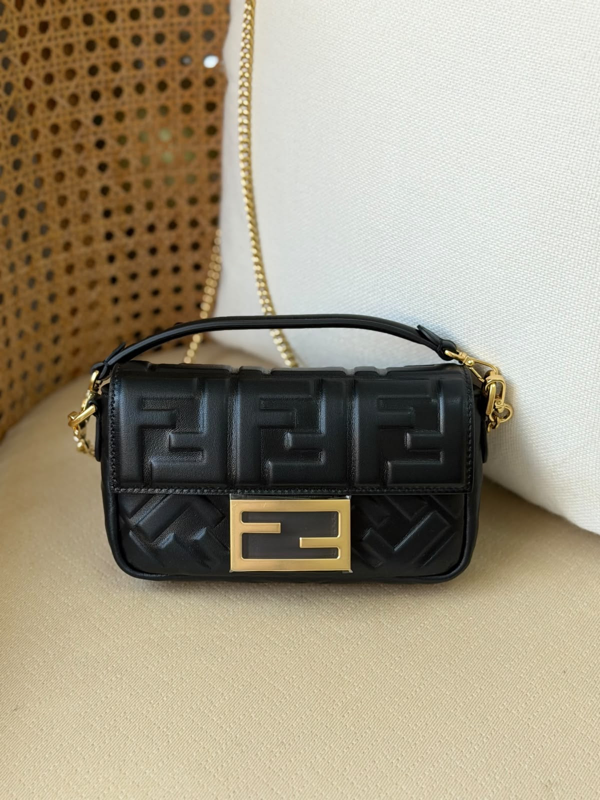 Fendi Baguette bag 19 CM