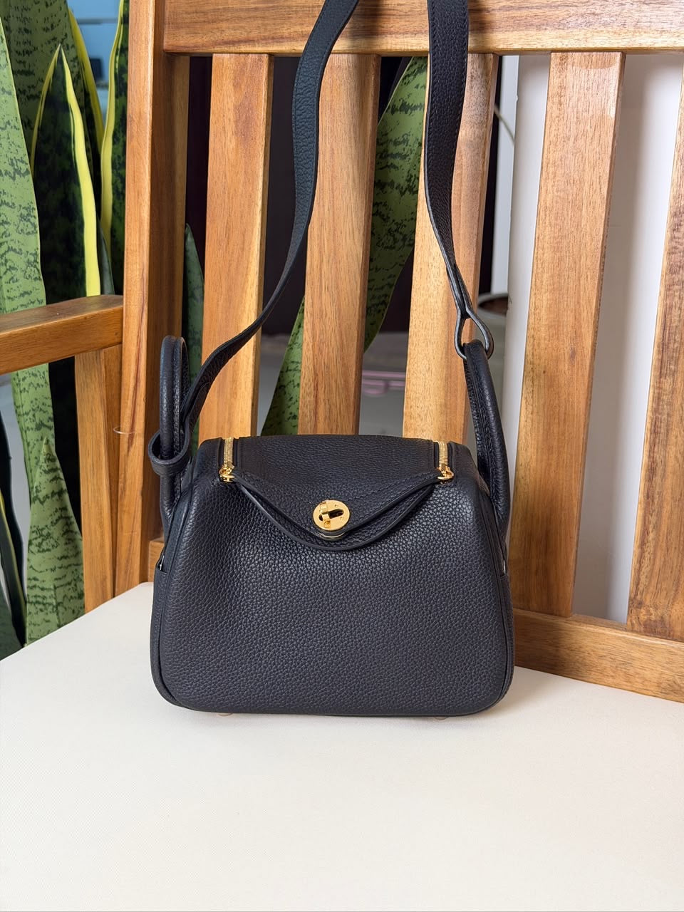Hermès Mini Lindy bag