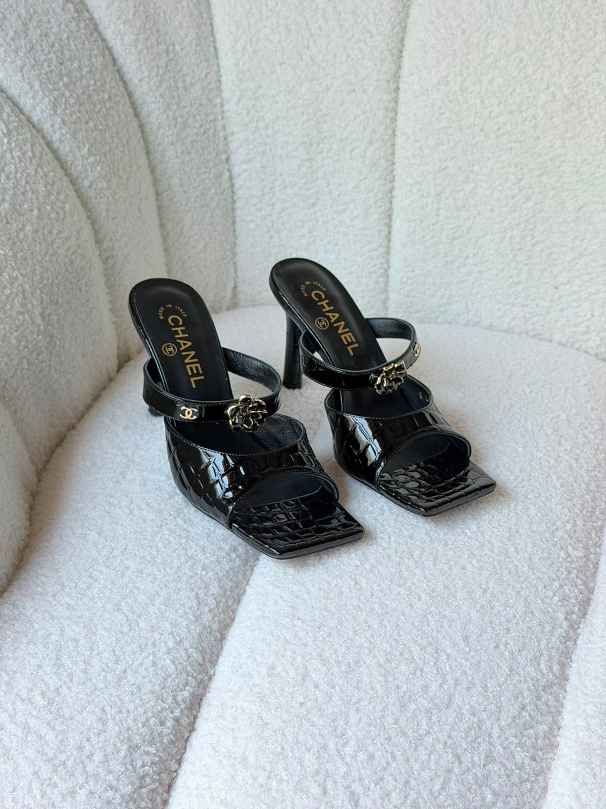 CHANEL