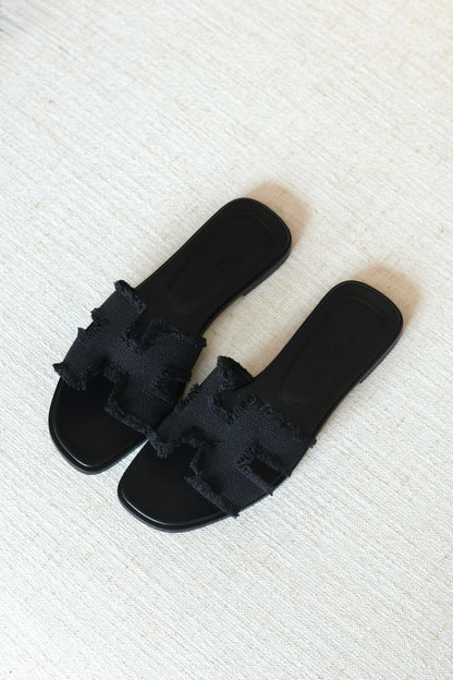 Hermès Oran sandals