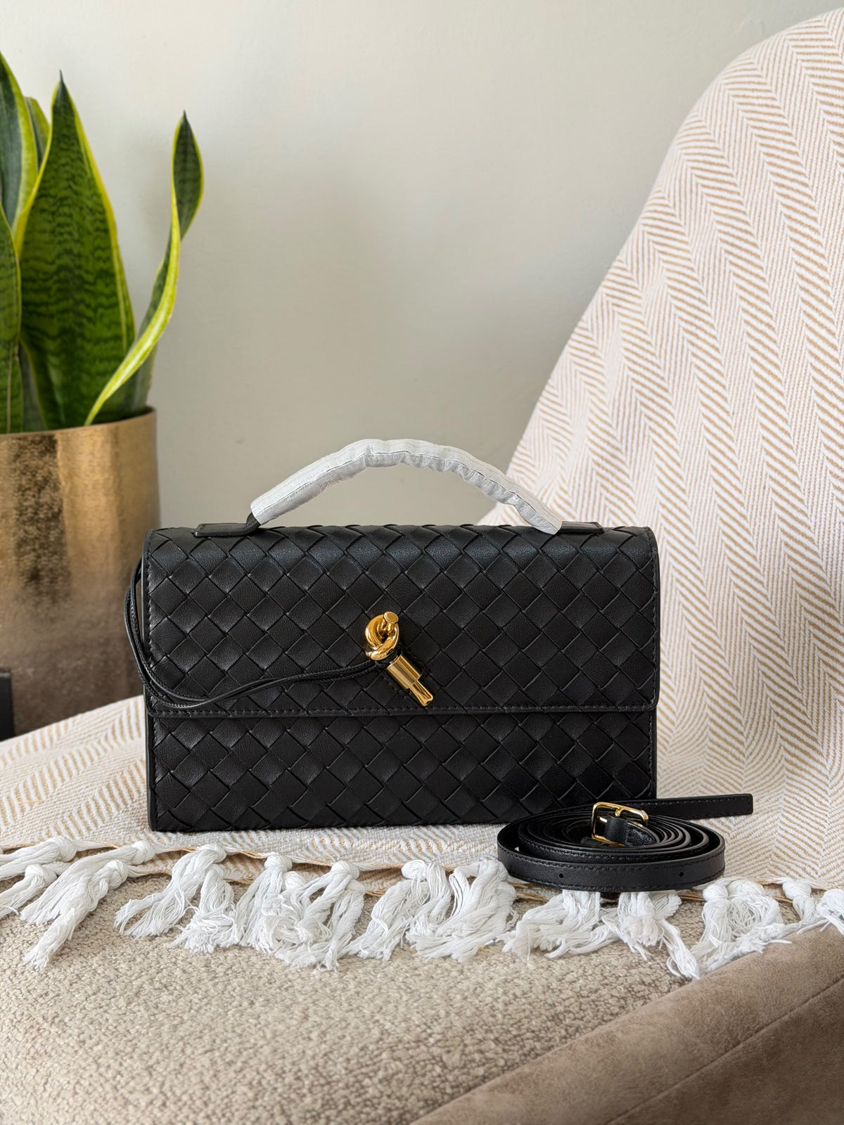 Bottega Veneta Andiamo clutch 24 CM
