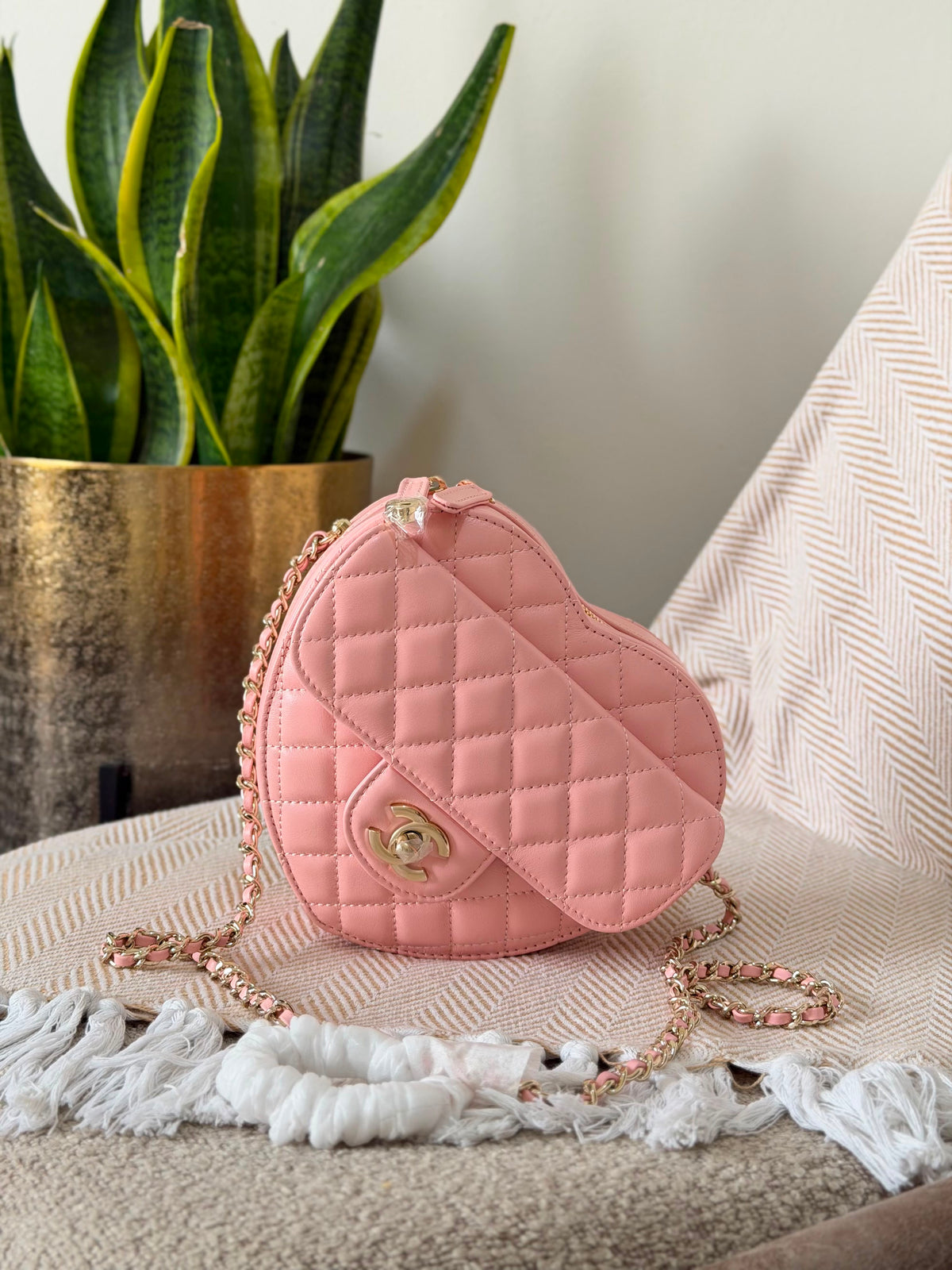 Chanel Heart Bag 18 CM