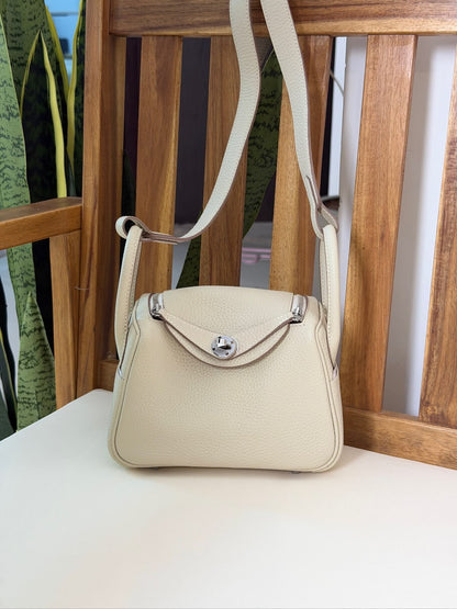 Hermès Mini Lindy bag