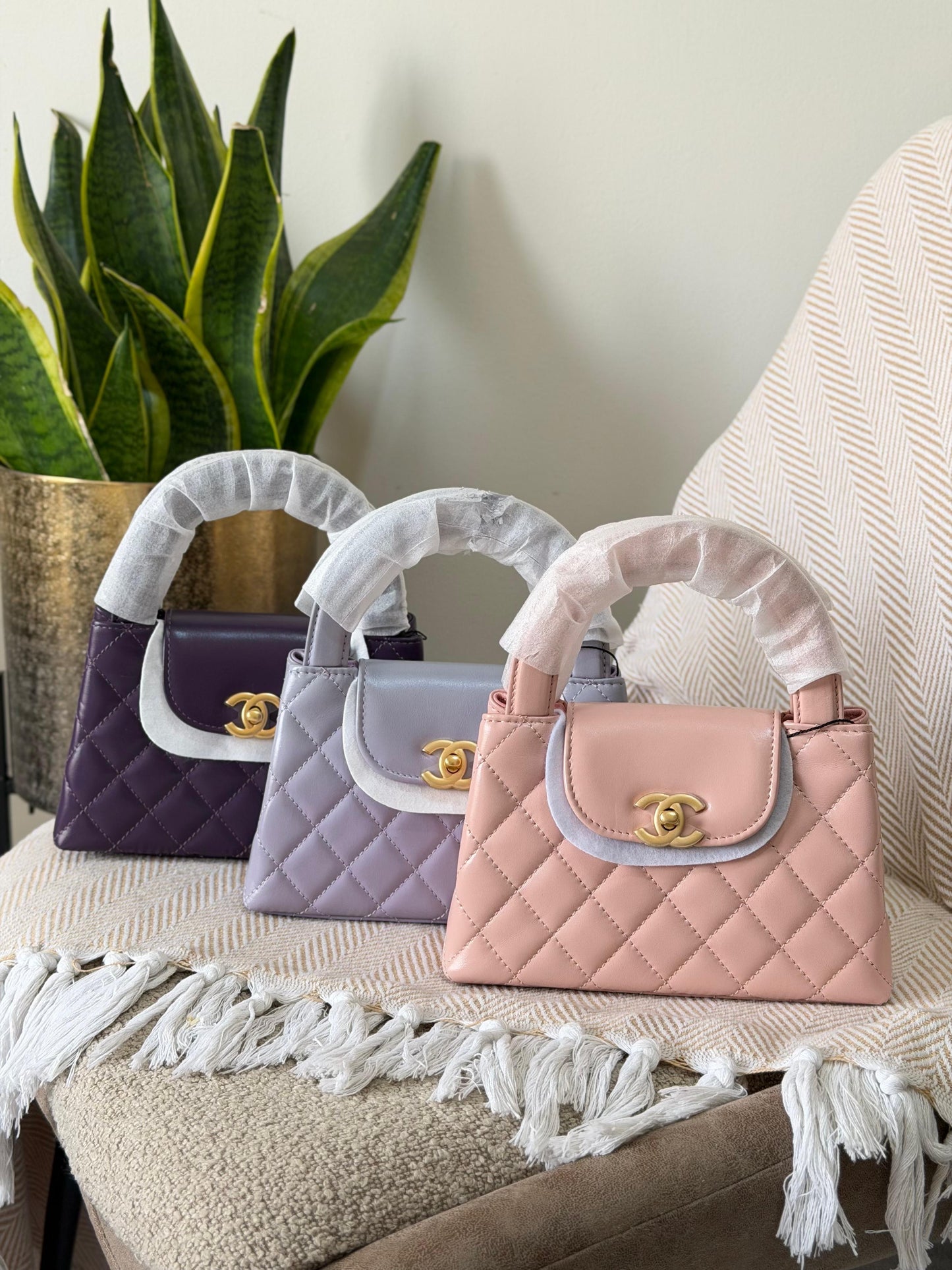 CHANEL mini kelly 19 CM