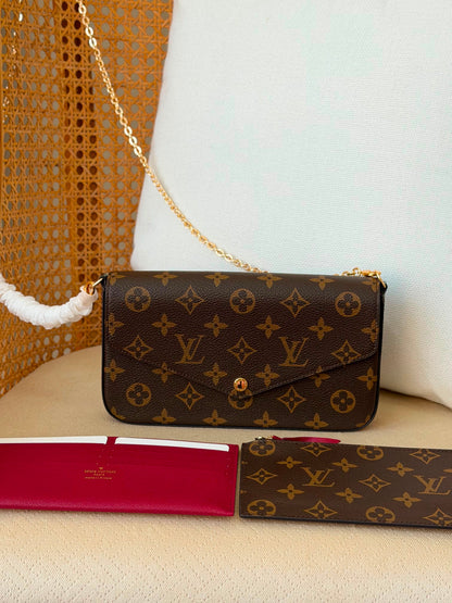New collection LV clutch
