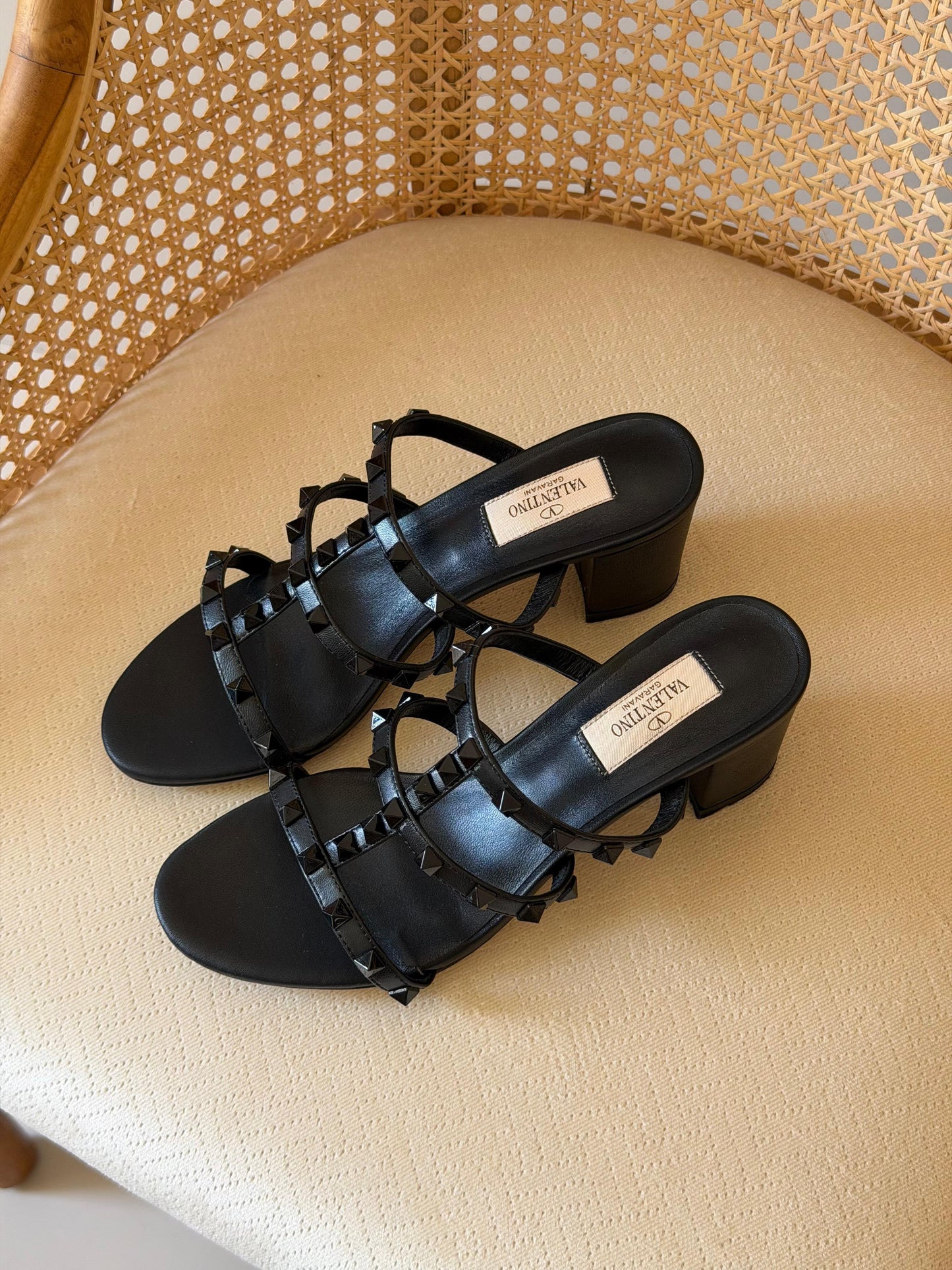 VALENTINO