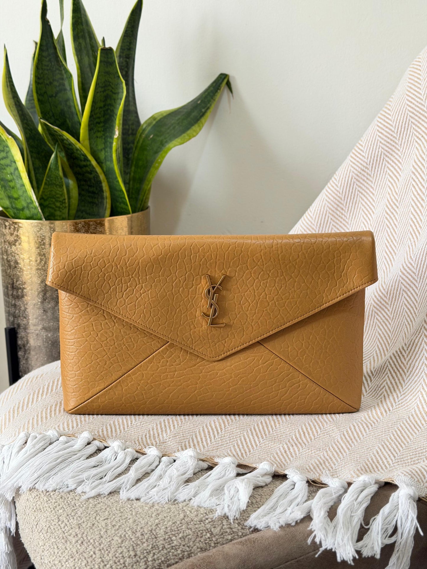 Saint Laurent Cassandre 29.5CM