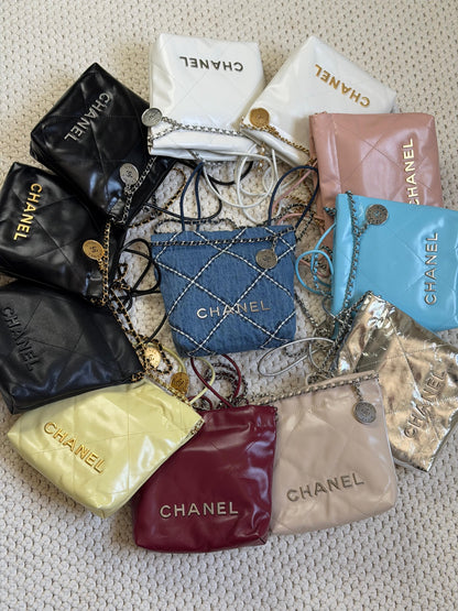 Chanel 22 mini size  18 CM