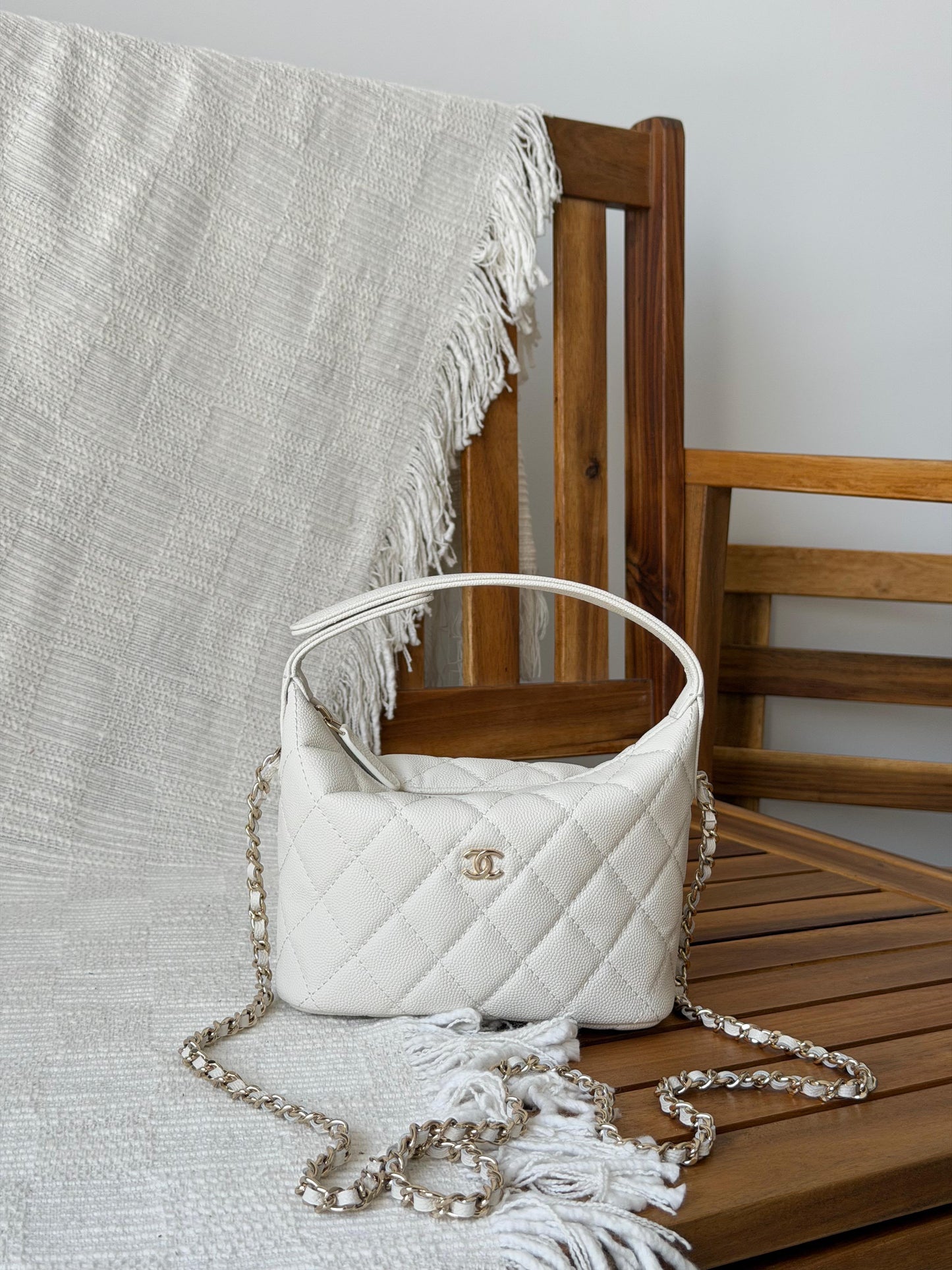 Chanel classic clutch with chain