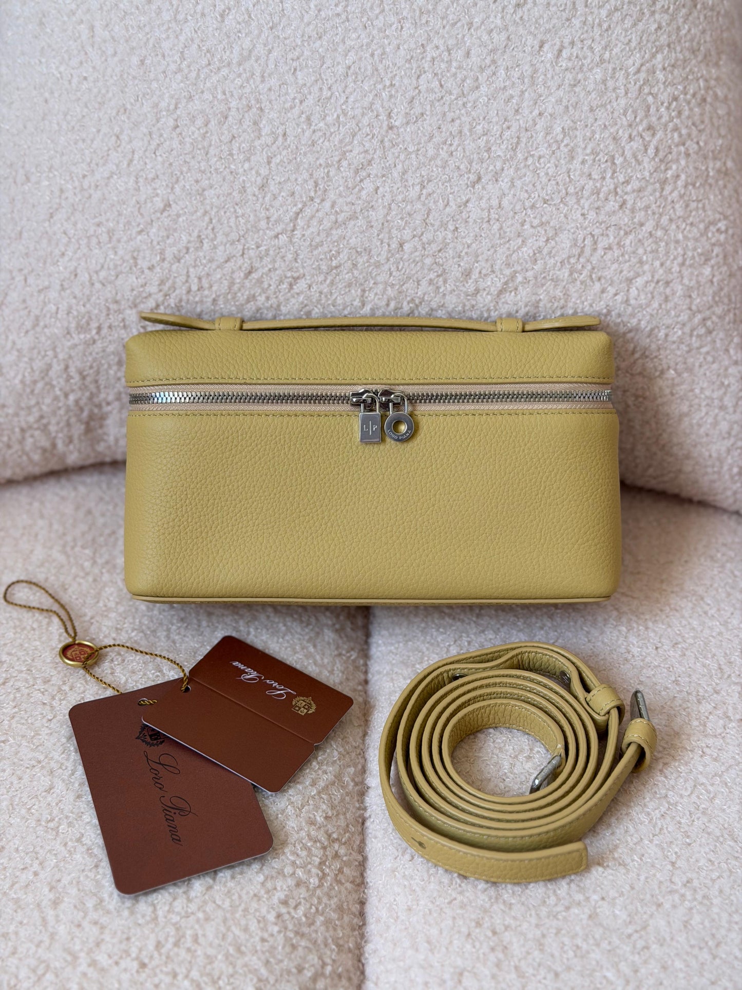 Loro piana LP19 calfskin