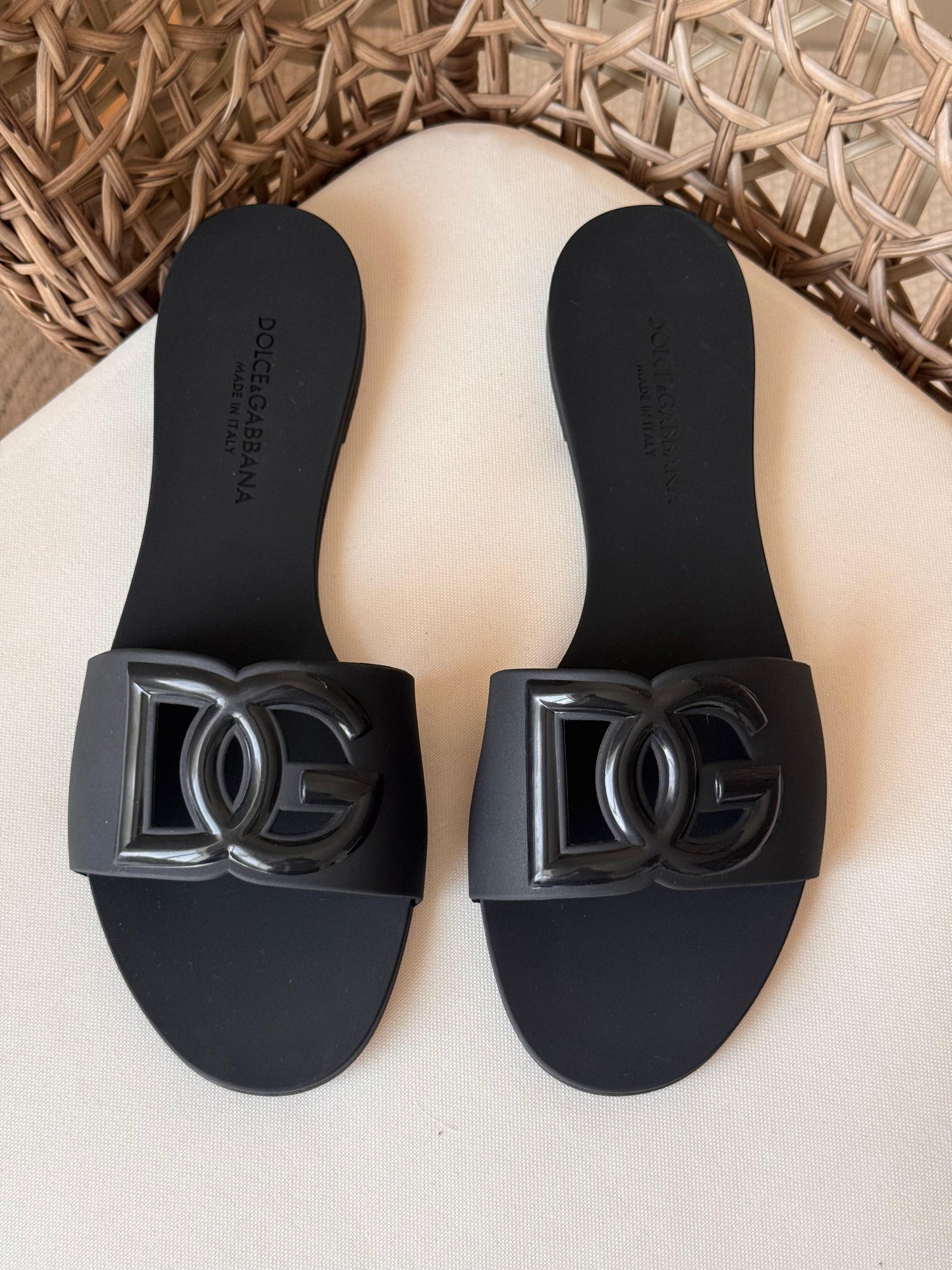 Dolce & Gabbana slides