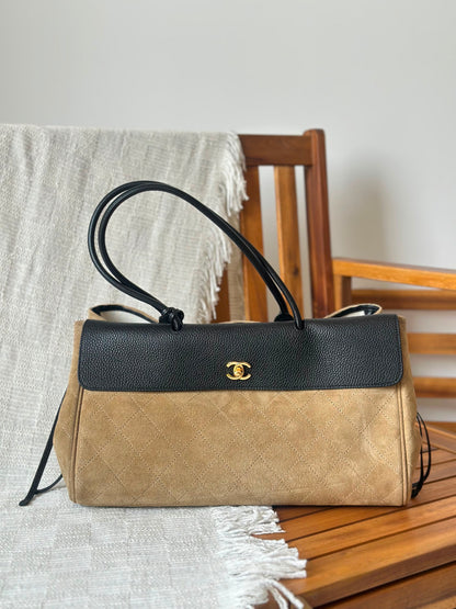 Chanel new tote 38 CM