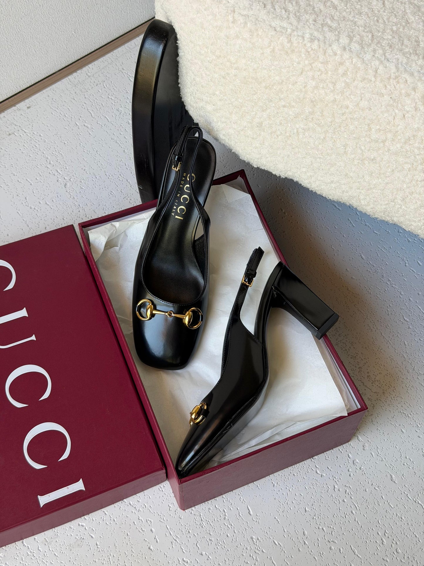 Gucci Signora pumps