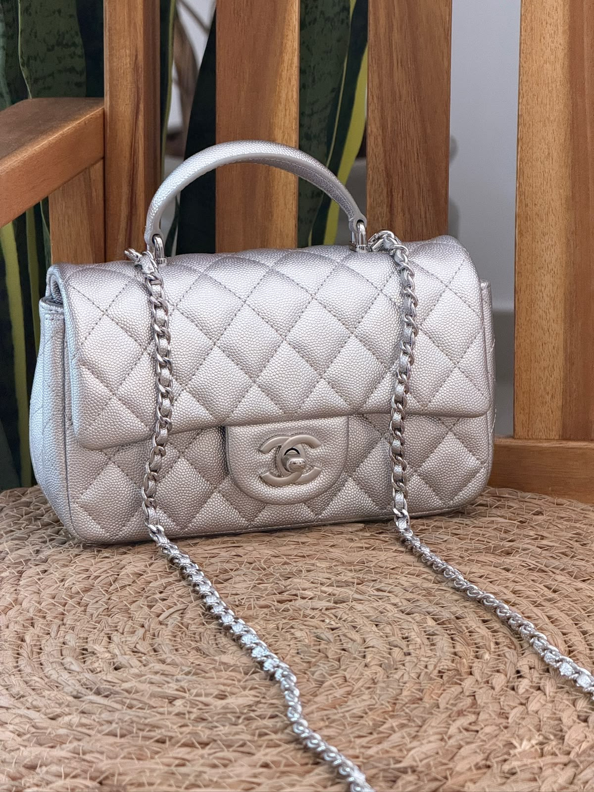 Chanel flap top handle 20 CM