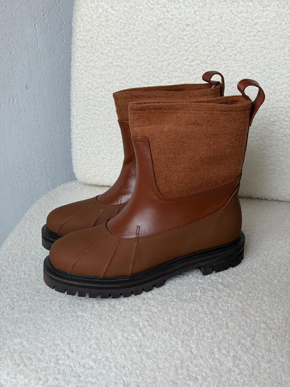 luxury Loro Piana Regent Cashmere and Leather Ankle Boots