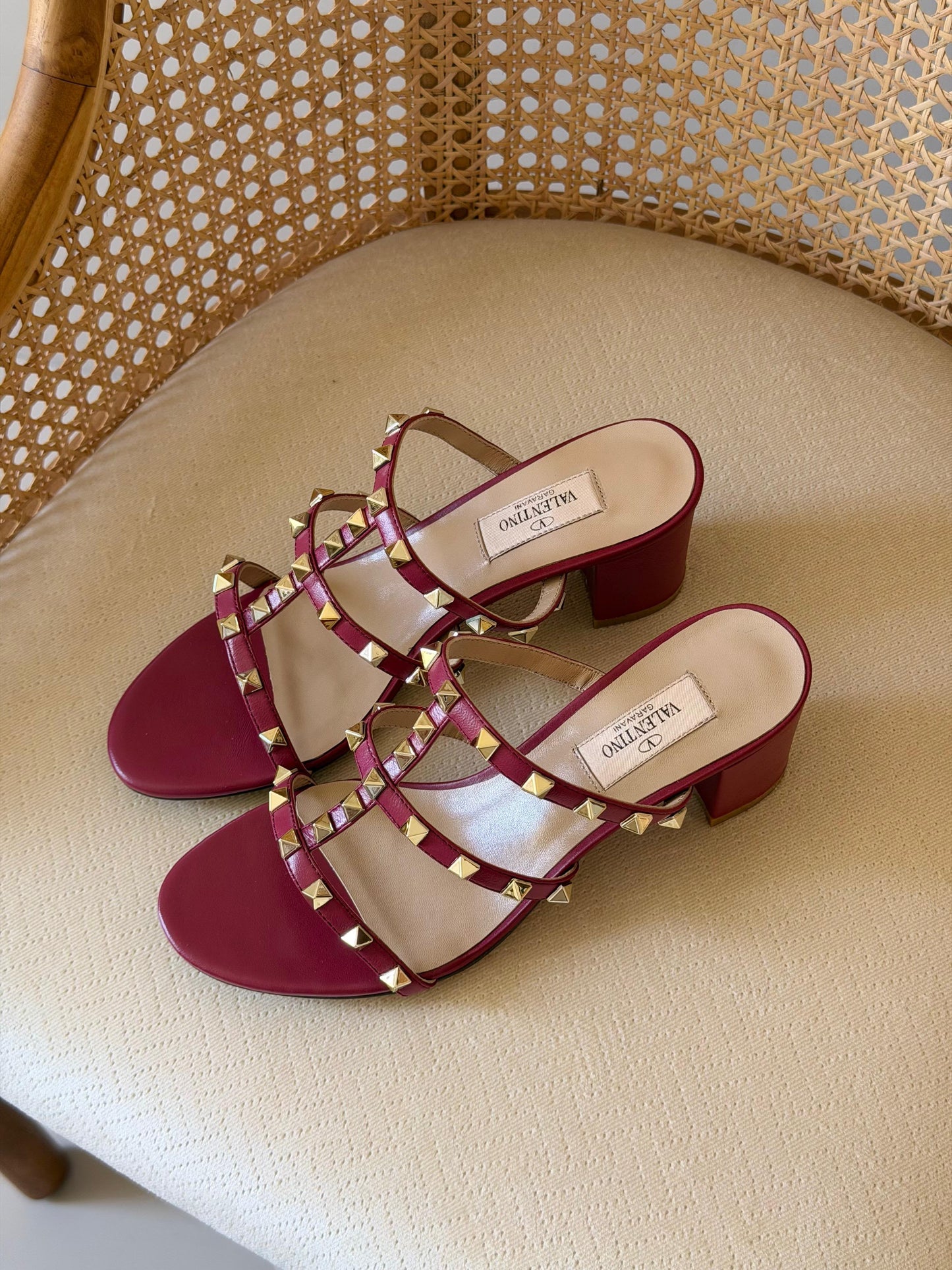 VALENTINO